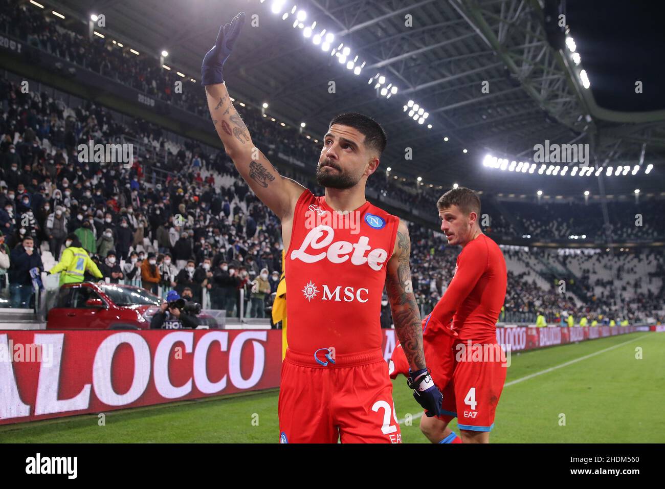 Turin, Italy, 6th January 2022. Lorenzo Insigne of SSC Napoli acknowledges the fans following the final whistle of the Serie A match at Allianz Stadium, Turin. Picture credit should read: Jonathan Moscrop / Sportimage Stock Photo