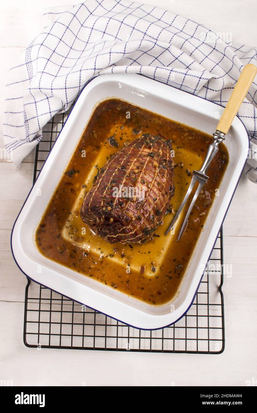 casserole form, wild boar roast, casseroles, wild boar roasts Stock