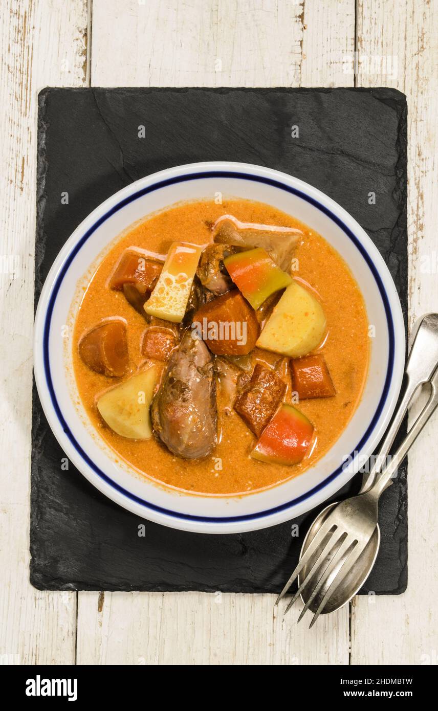 Food meats stew chicken hires stock photography and images Alamy