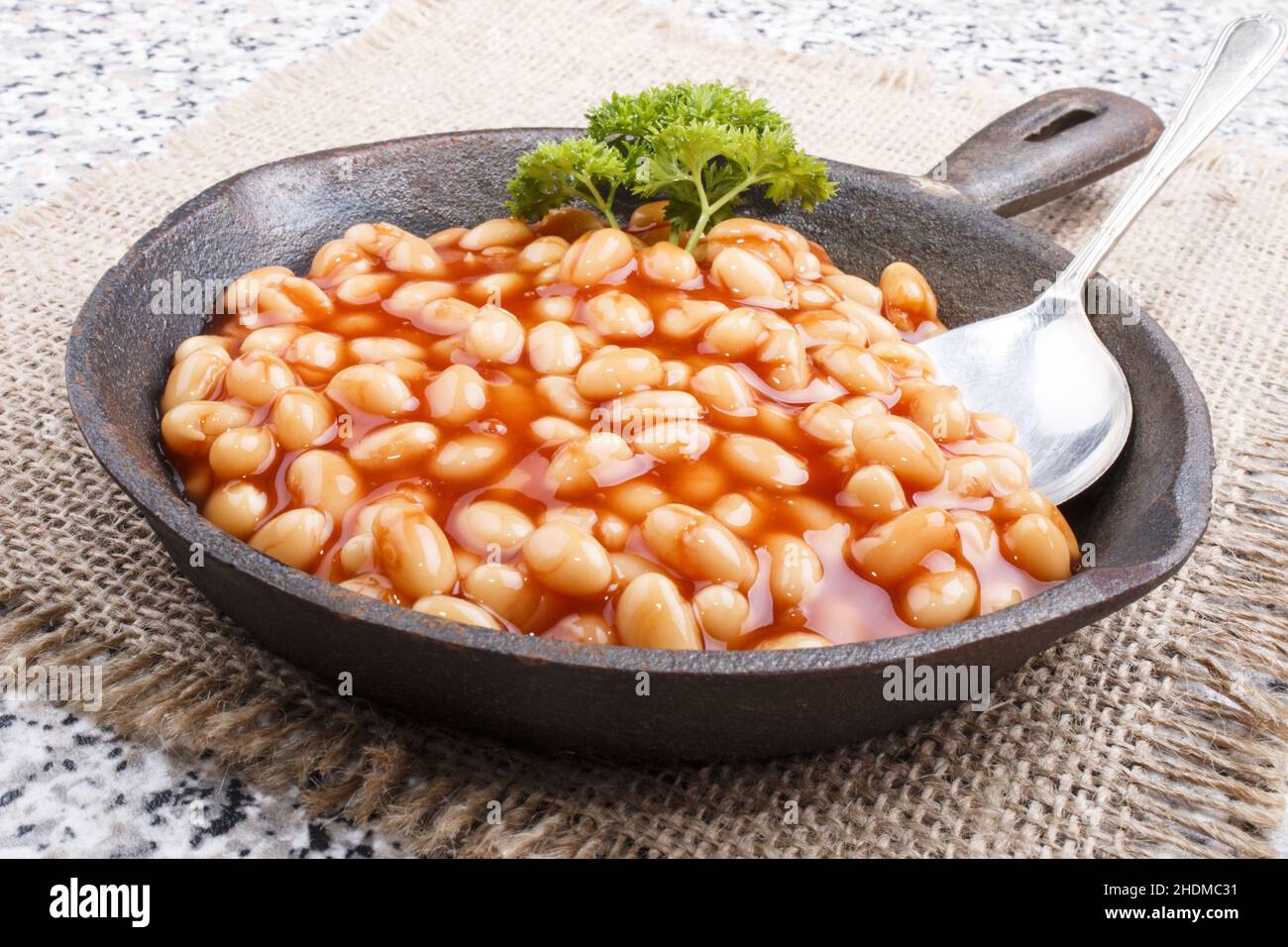 tomato sauce, baked beans, english breakfast, tomato sauces, british