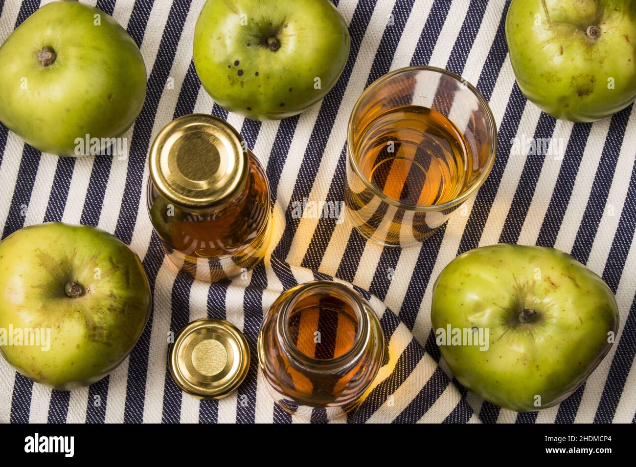 apple, apple juice, apples, apple juices Stock Photo Alamy