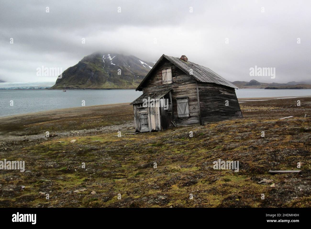 dilapidated, wooden cabin, svalbard islands, dilapidateds, cabins Stock