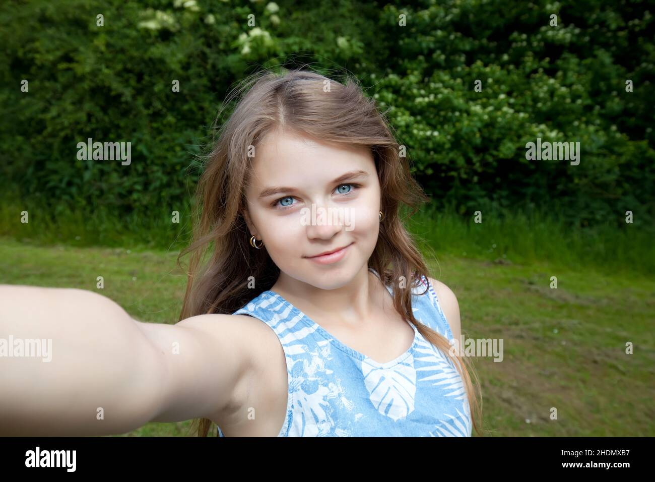  girl, selfie, girls Stock Photo - Alamy