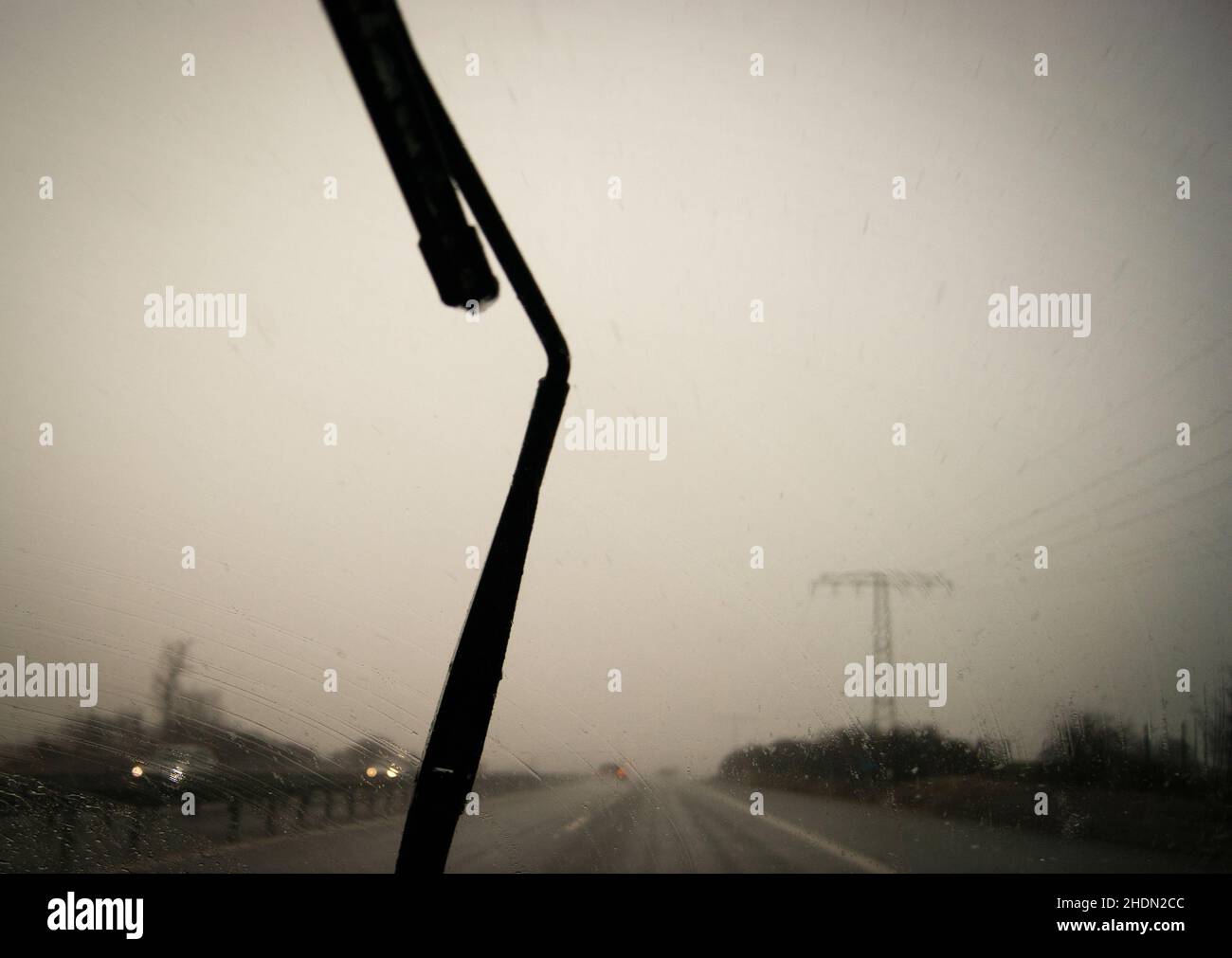 on the move, road trip, rain, windshield wiper, on the moves, drive, driving, road trips