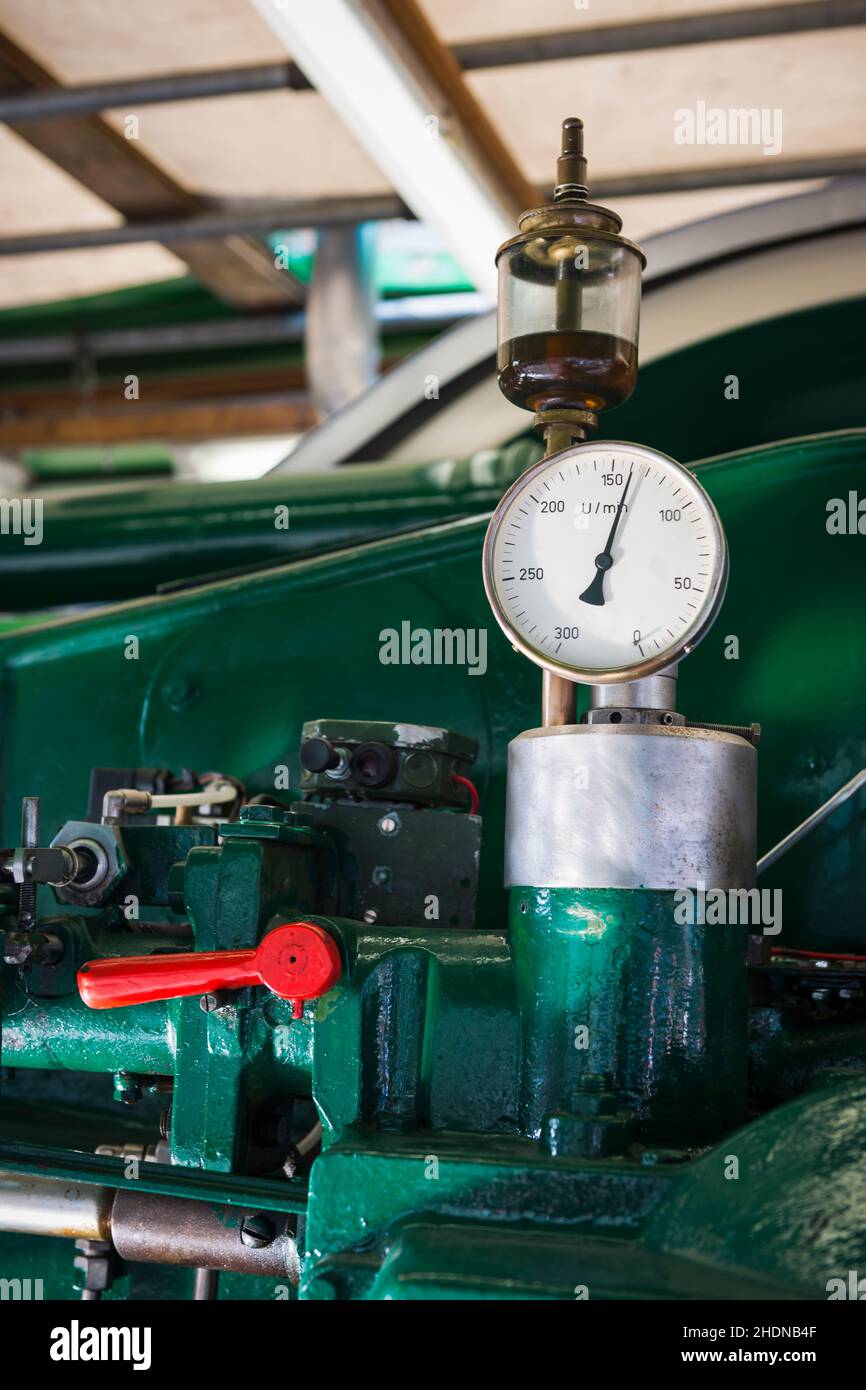 tachometer, steam engine, tachometers, steam engines Stock Photo Alamy