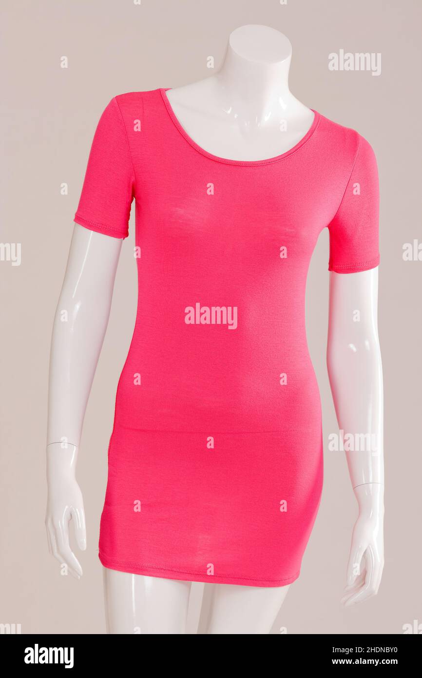 Model Merchandise Mini shirt dress hi-res stock photography and images - Alamy