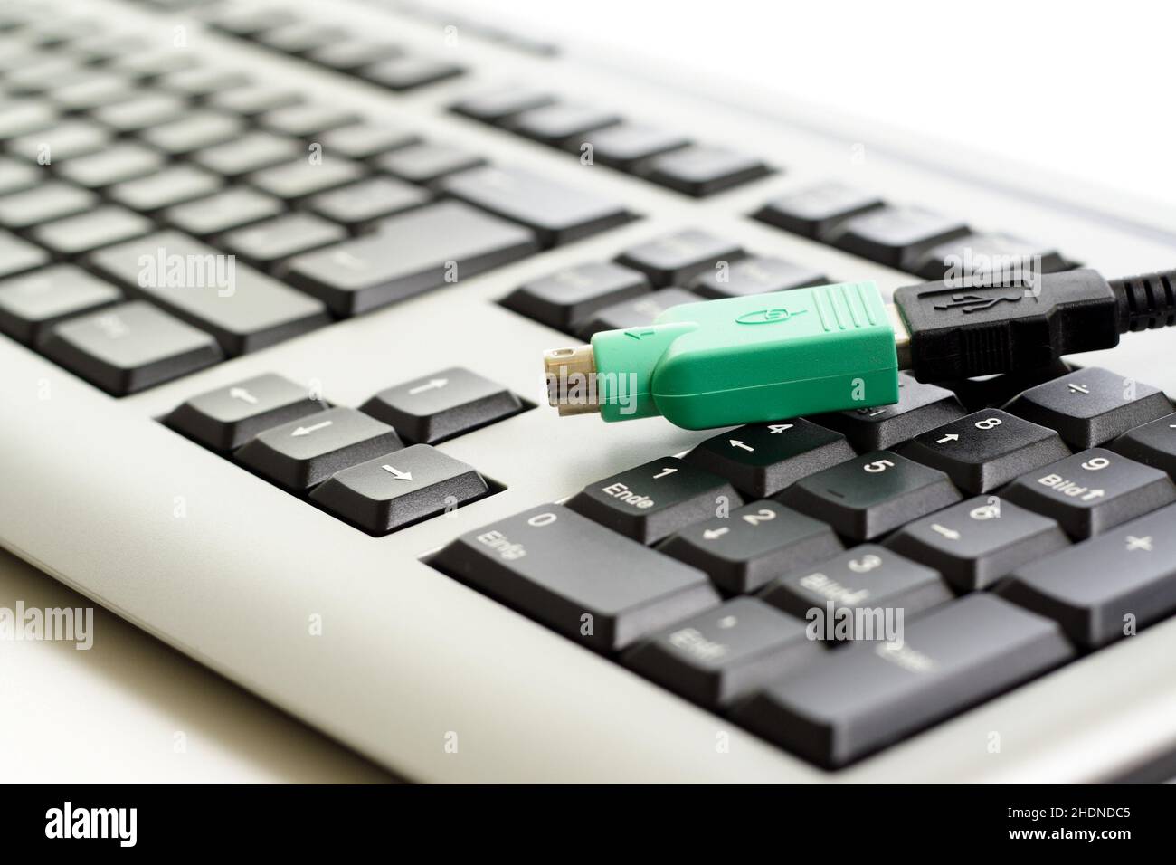 keyboard, plug, keyboards, plugs Stock Photo Alamy