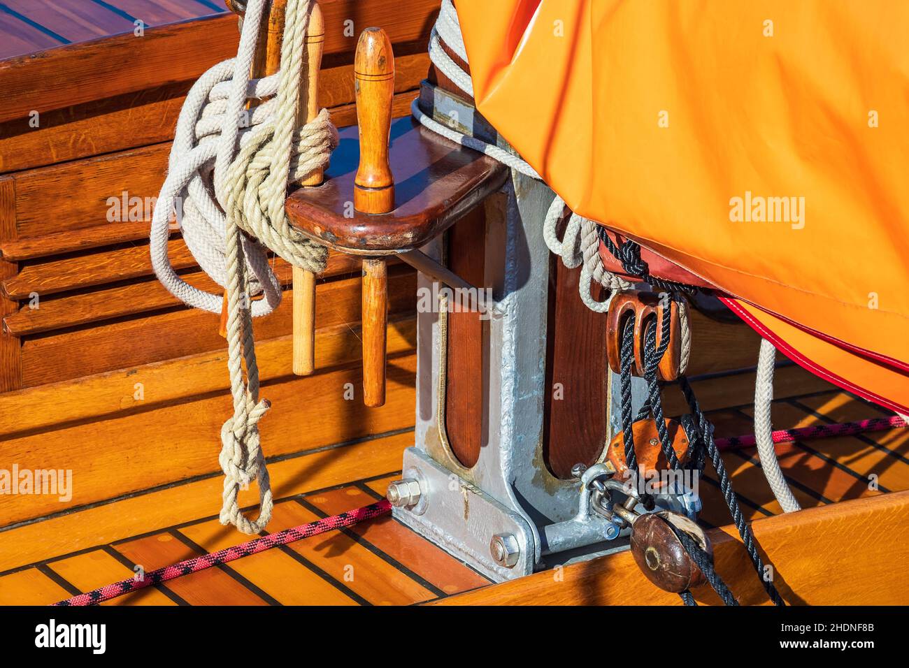 rope, boat jam, ropes, boat jams Stock Photo - Alamy