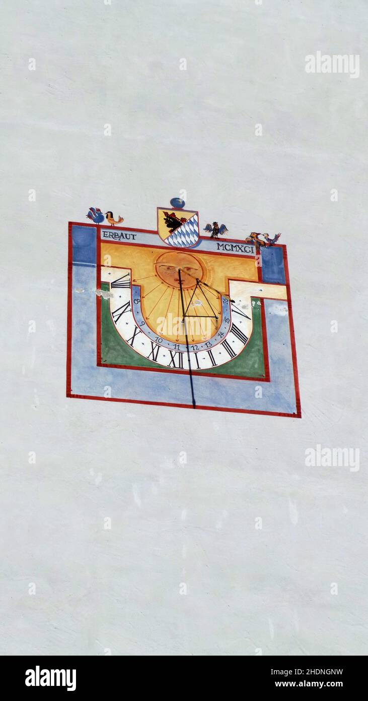 Historical sundial hires stock photography and images Alamy