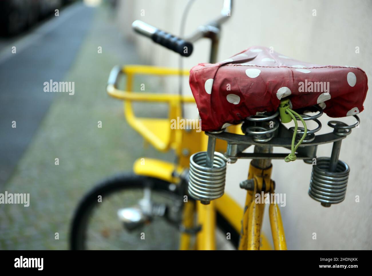 retro, bicycle, saddle, bicycle seat, old fashioned, retro style