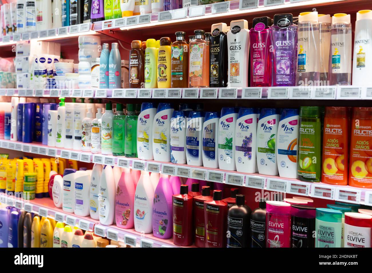 Cosmetic shop hi-res stock photography and images - Alamy