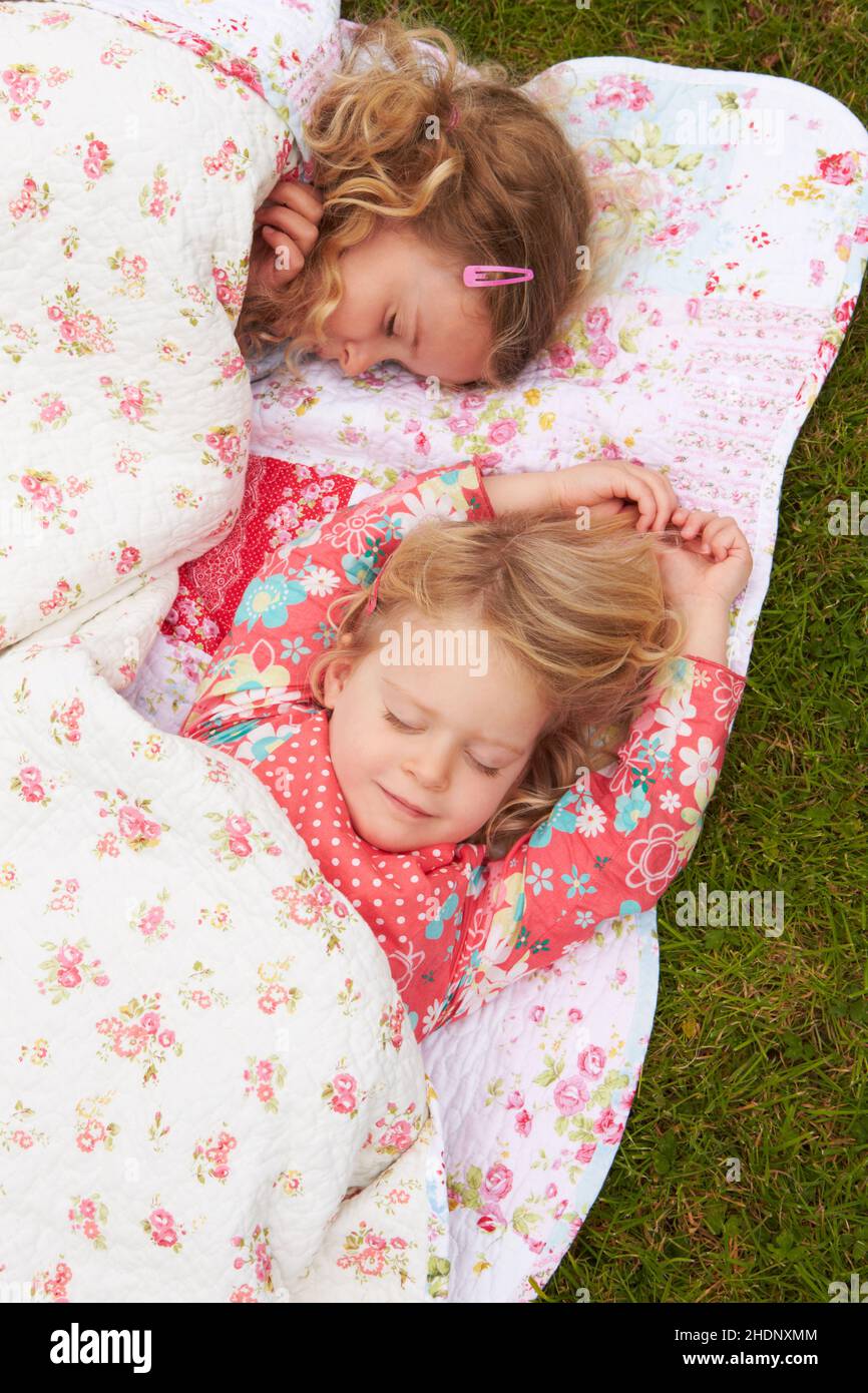 girl, sleeping, sisters, siesta, girls, sleep, to be asleep, to sleep, sister, siestas Stock
