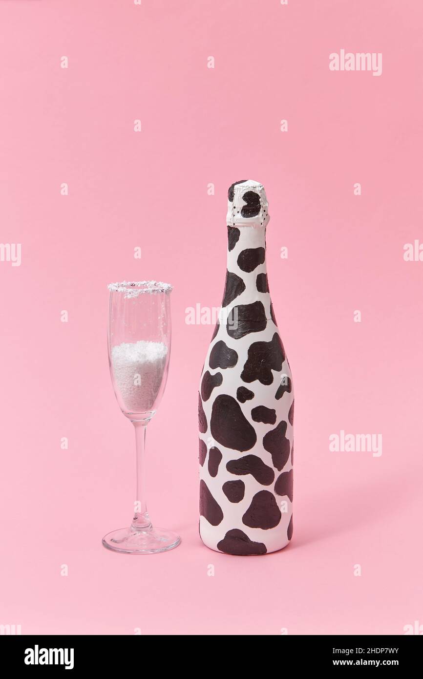 champagne glass, champagne bottle, champagne bottles Stock Photo Alamy