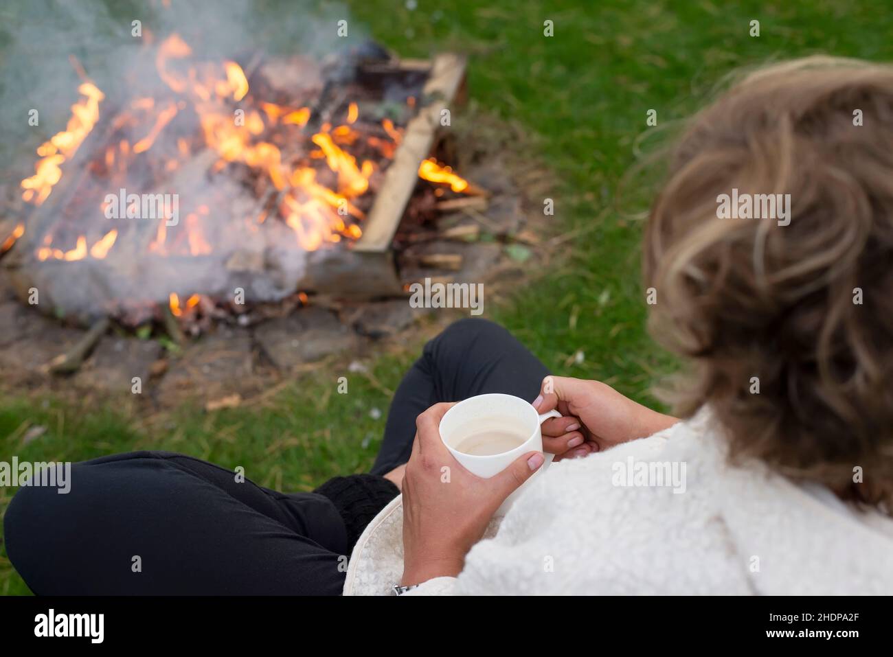 relaxation, fire pit, hot drink, relax, fire pits, hot drinks Stock