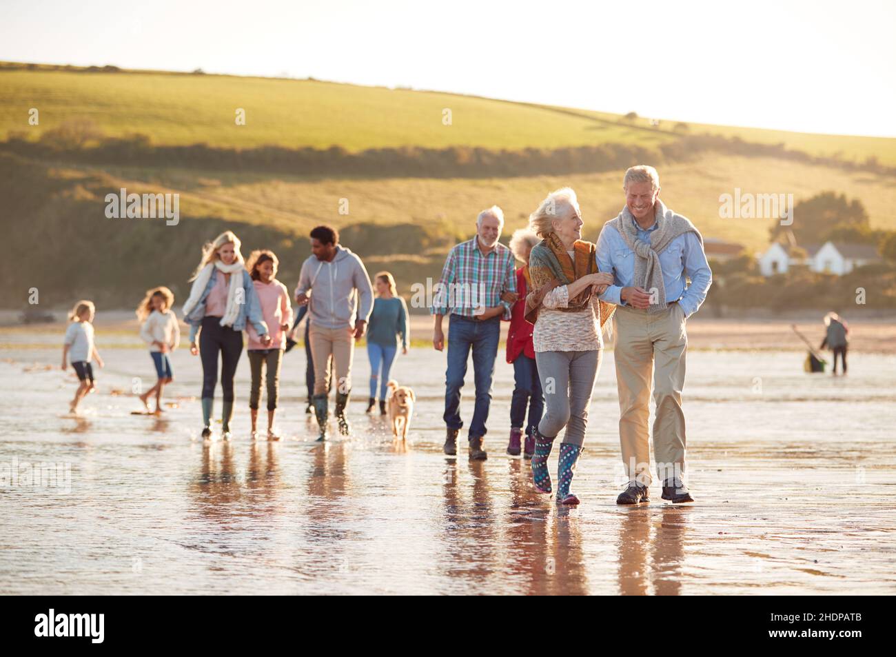 vacation, beach walking, family reunion, vacations Stock Photo Alamy