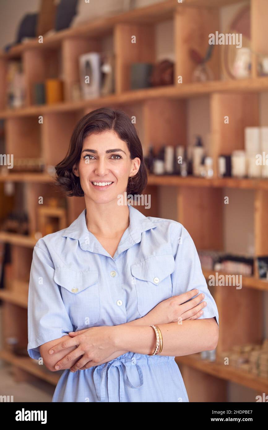 portrait, shelf, owner, concept store, portraits, shelfs, shelves