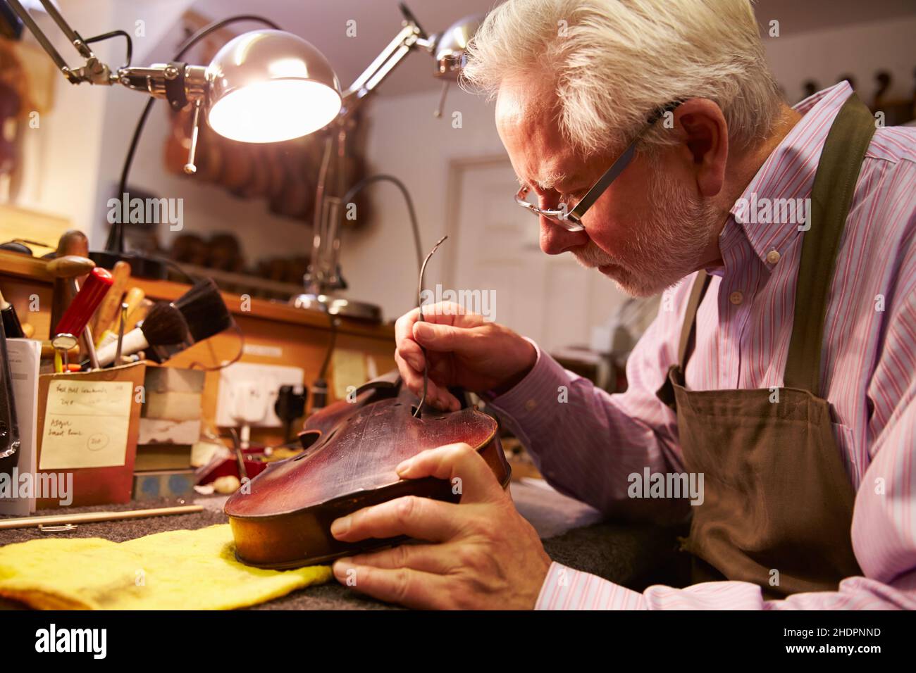 violin, musical instrument, instrument maker, woodworking, violins