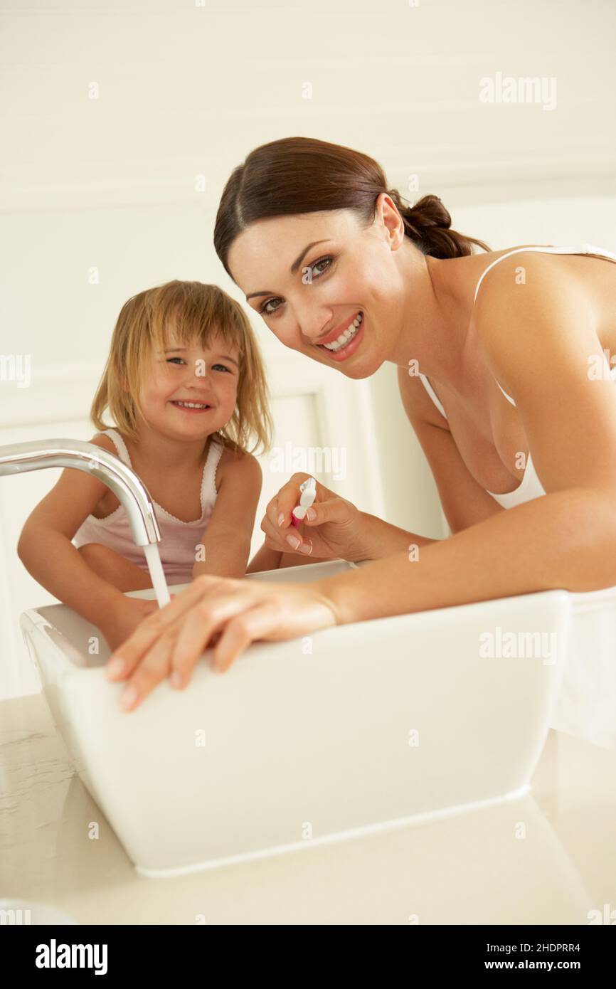 mother, daughter, dental hygiene, mom, mothers, mum, daughters, dental