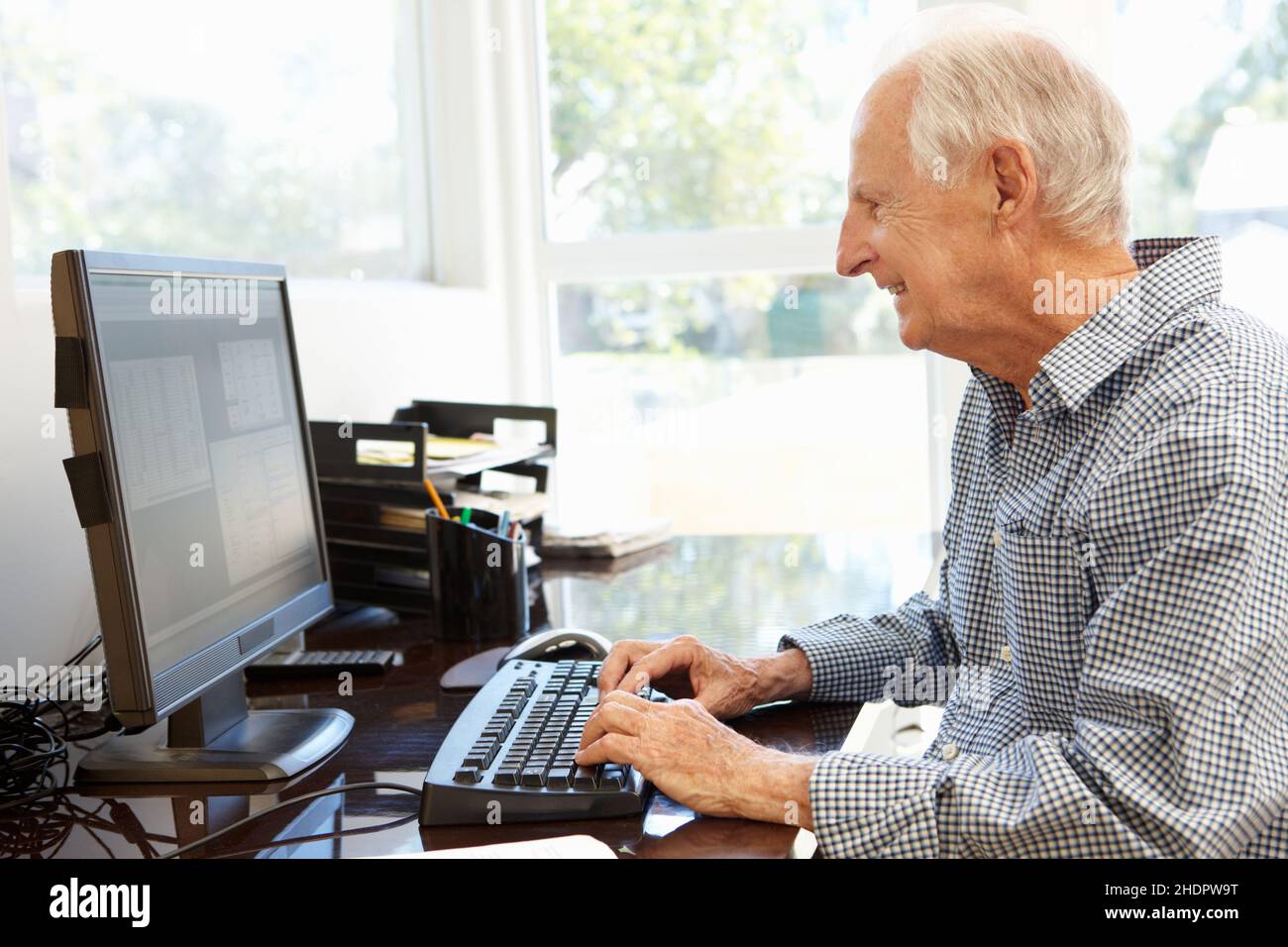 senior, computer, elderly, old, seniors, computers, computing, pc Stock Photo