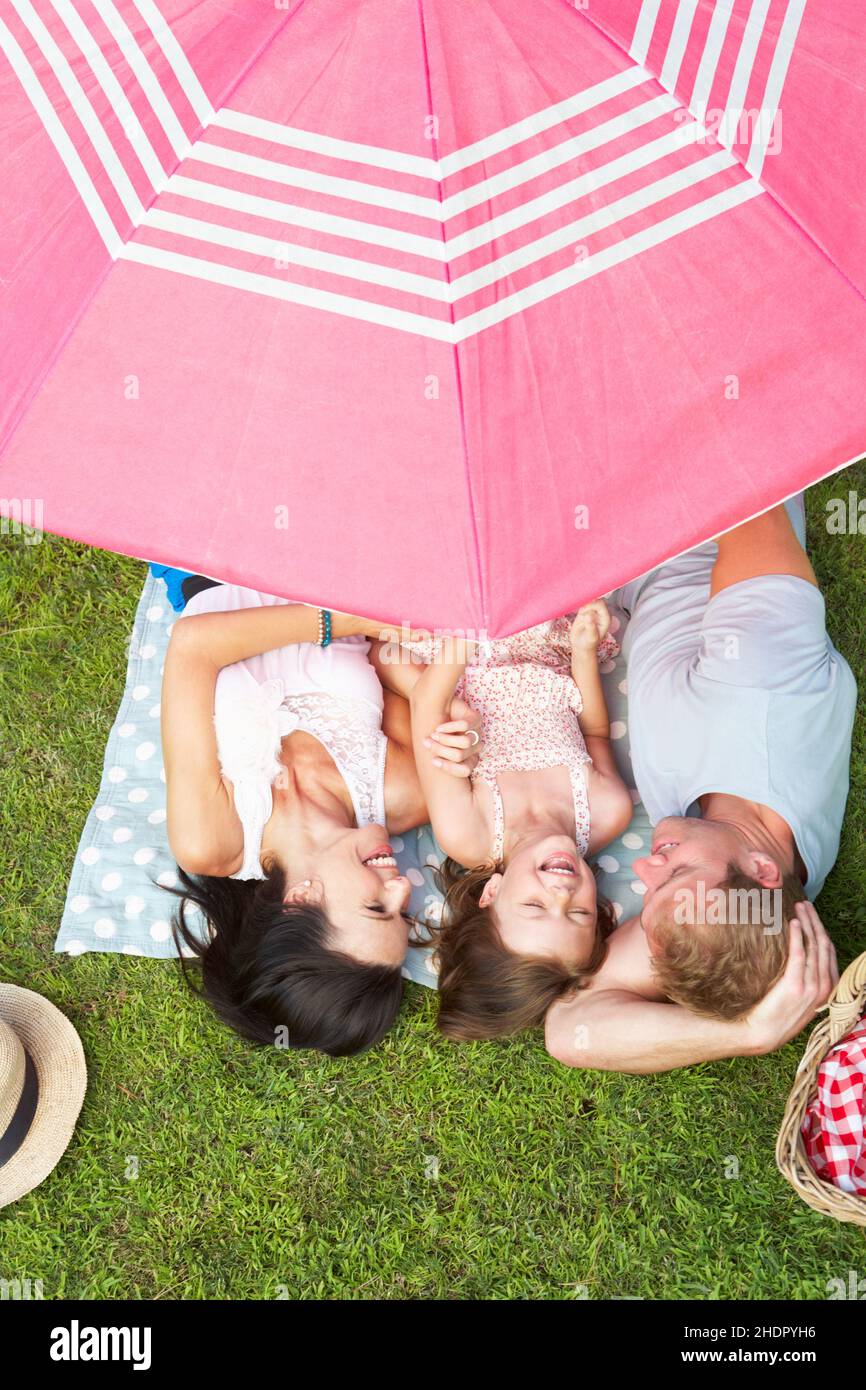 Kids picnic basket hi-res stock photography and images - Alamy