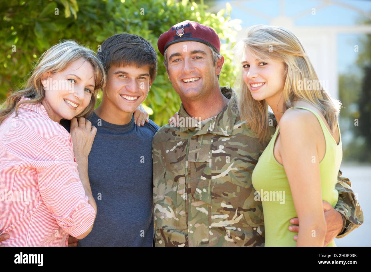 family, army soldier, families, army soldiers, troops Stock Photo