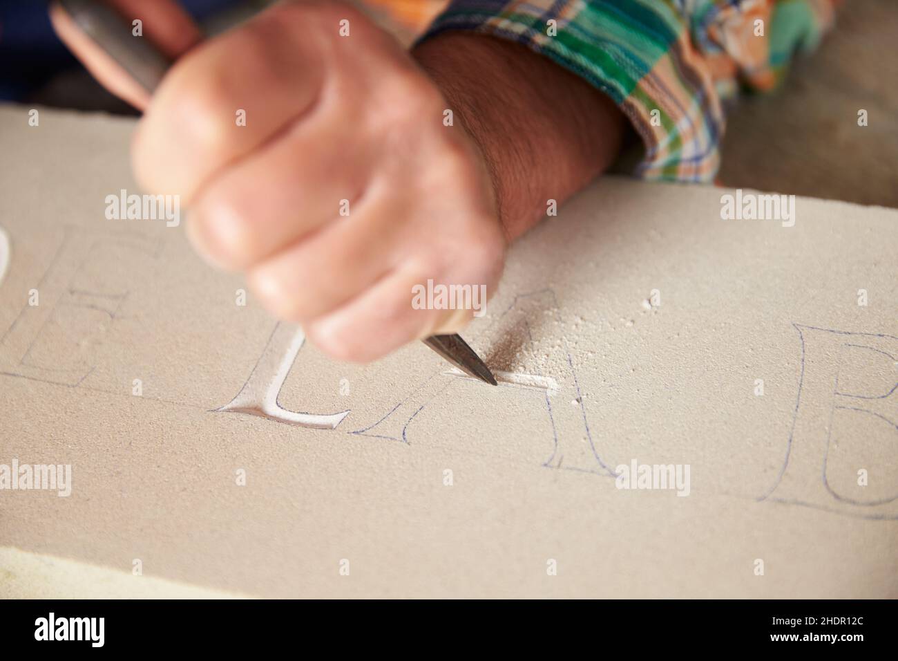 letters, mason, chisel, chisels, letter, masons Stock Photo Alamy