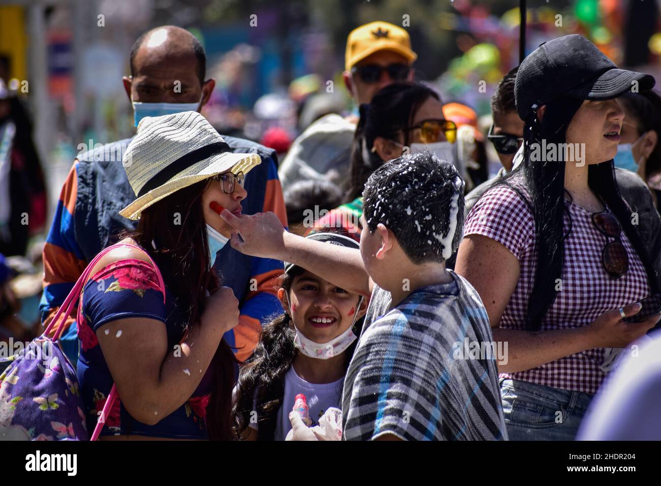 Pasto, Colombia. 06th Jan, 2022. People gather to see float cars