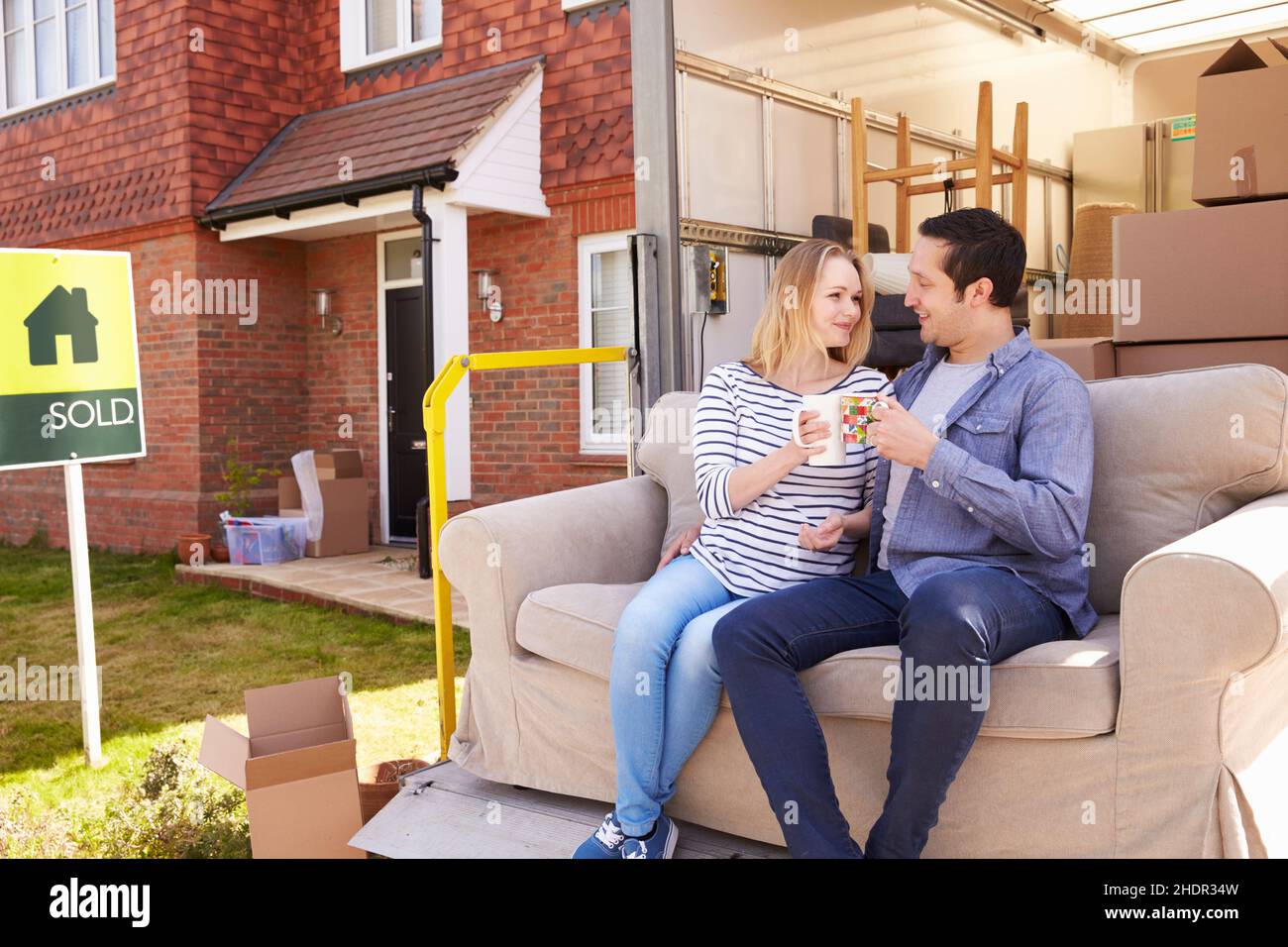 real estate, moving in, buying house, housing, real estates, move in