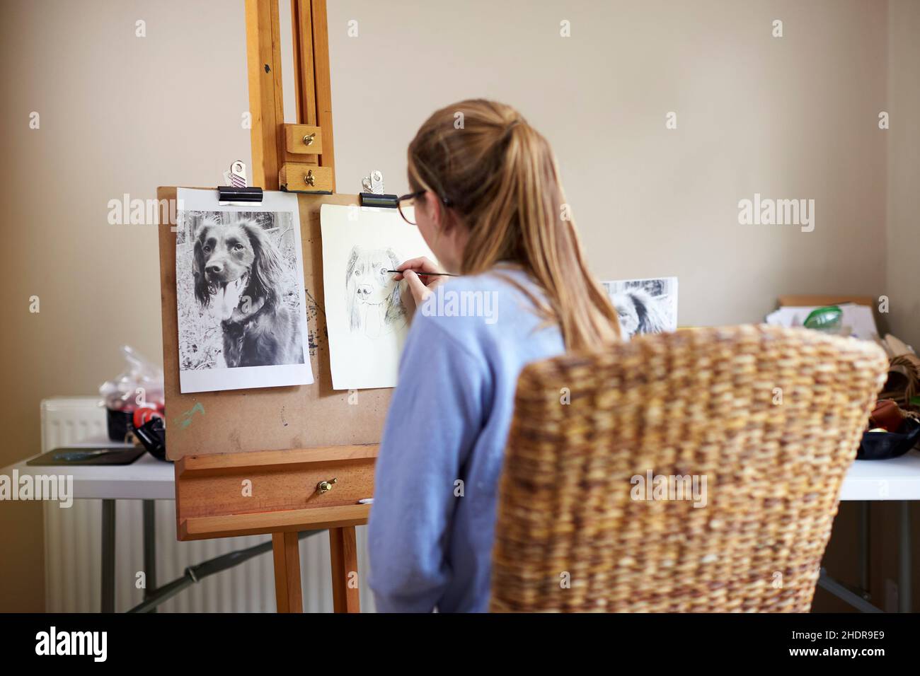 home, drawing, easel, homes, easels Stock Photo Alamy