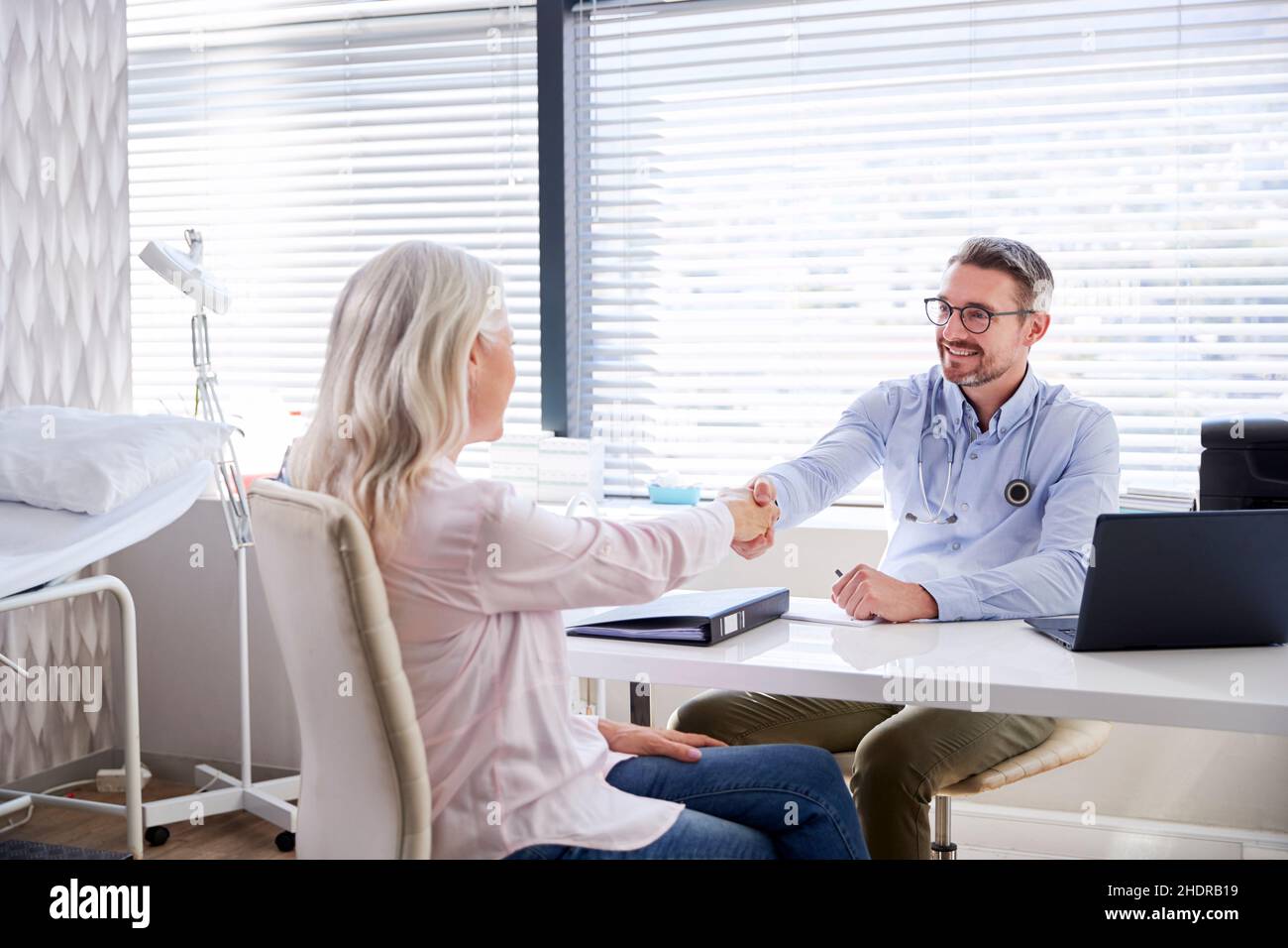 doctor, agreement, shake hands, doctors, agree, agreements, consent