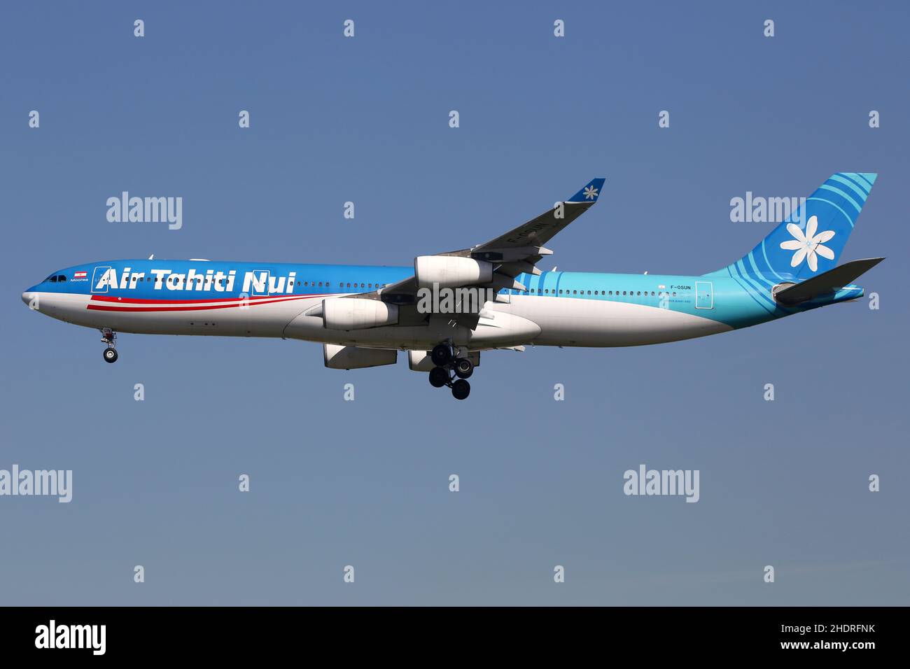 Air tahiti plane hi-res stock photography and images - Alamy Air tahiti plane hi-res stock photography and images - Alamy