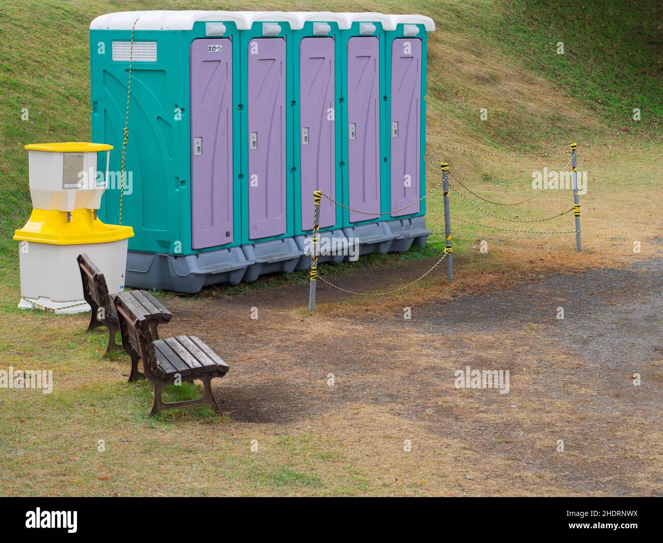 sanitary facility, public, toilets, sanitary facilities, publics