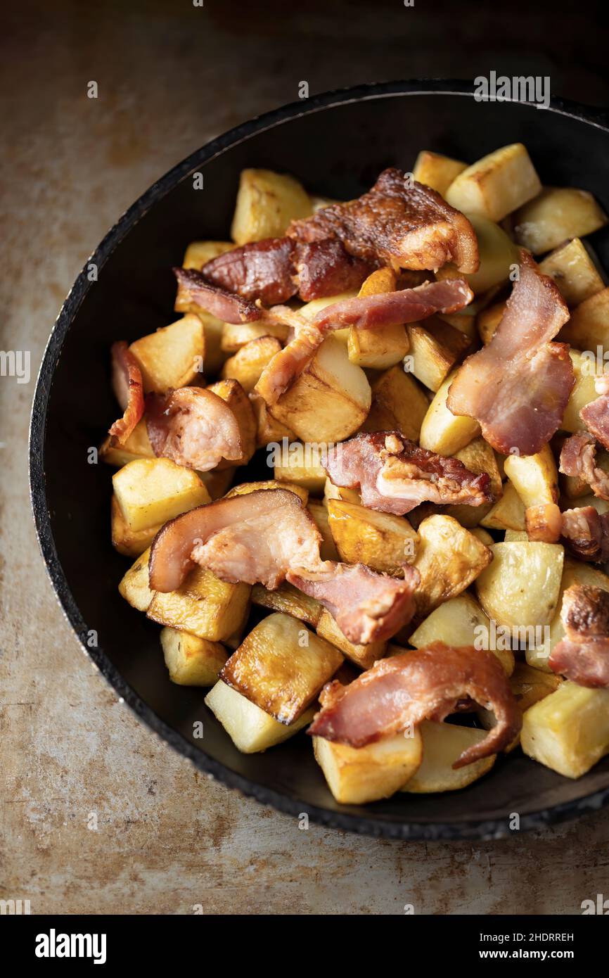 bacon, fried potatoes, bacon and potato omelette, bacons, patatas