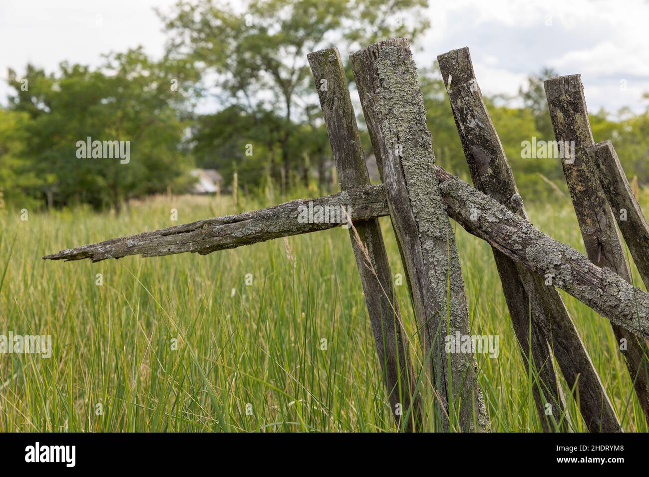 Old house with wooden fence hi-res stock photography and images - Alamy