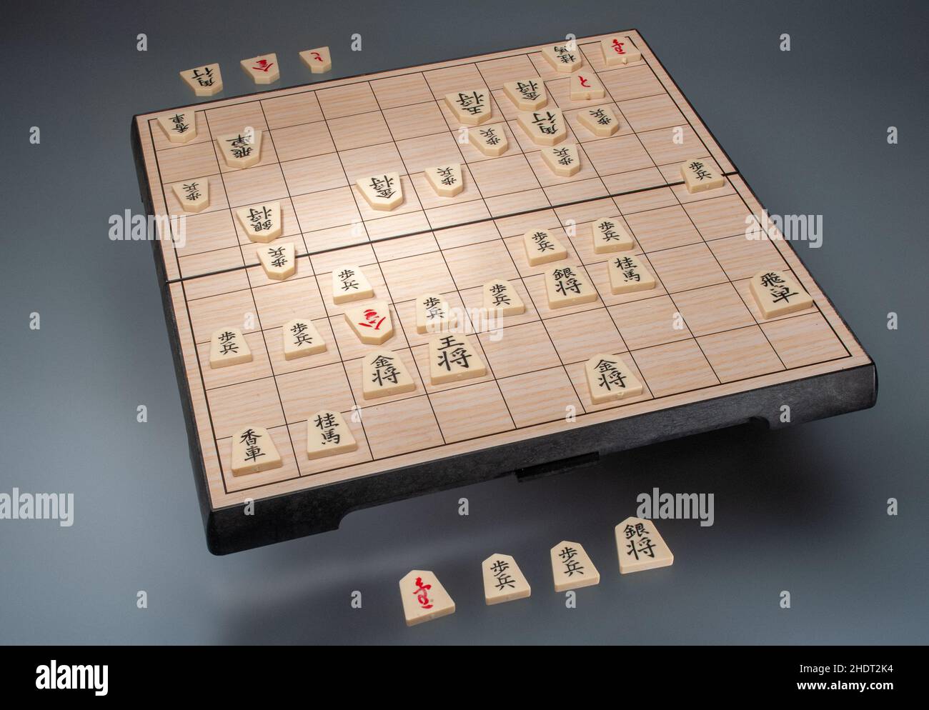 Jogo De Xadrez Japonês (Shogi) Foto de Stock - Imagem de partes