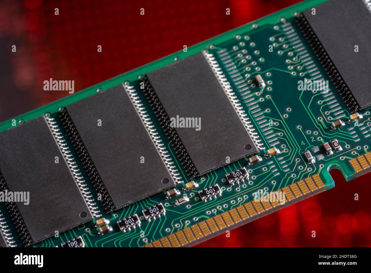 Microelectronics engineering hi-res stock photography and images - Alamy