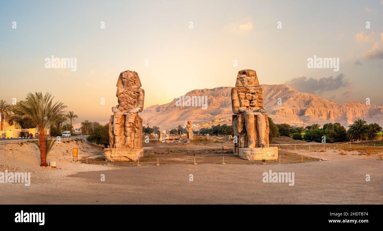 colossi of memnon, colossal statue, colossi of memnons Stock Photo