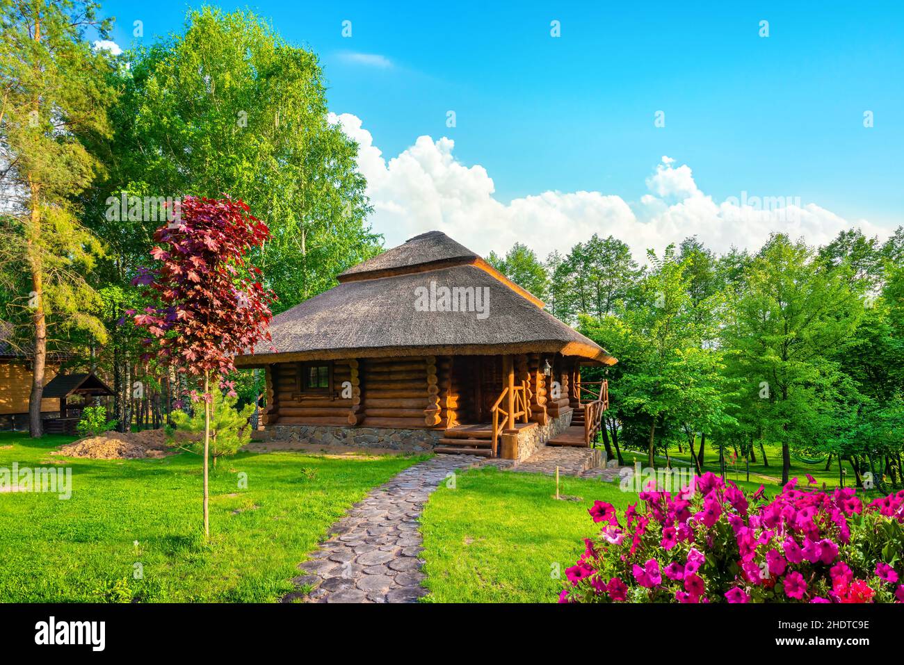 cabin, cottage, cabins, cottages Stock Photo - Alamy