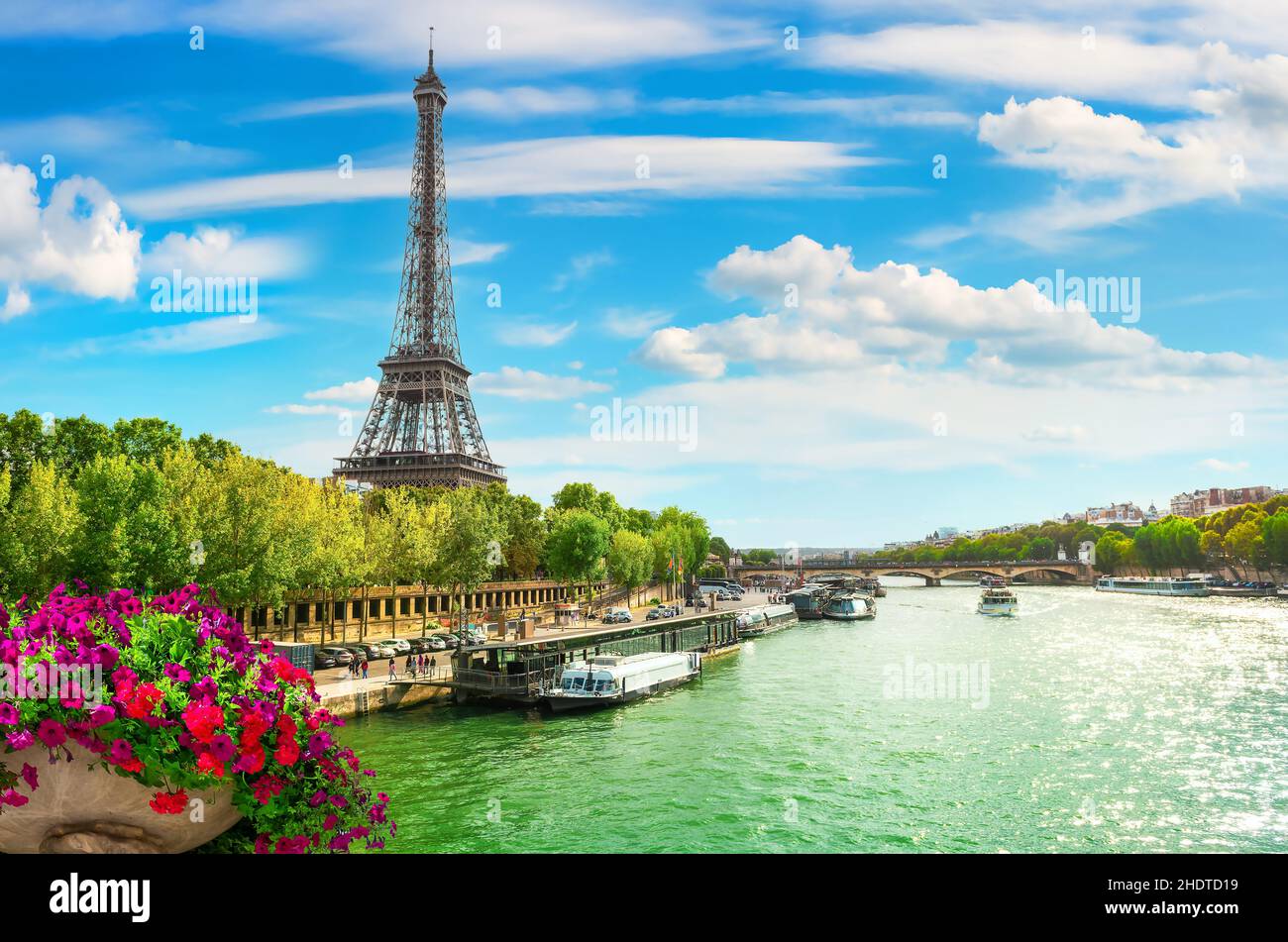 bercy seine paris to eiffel tower