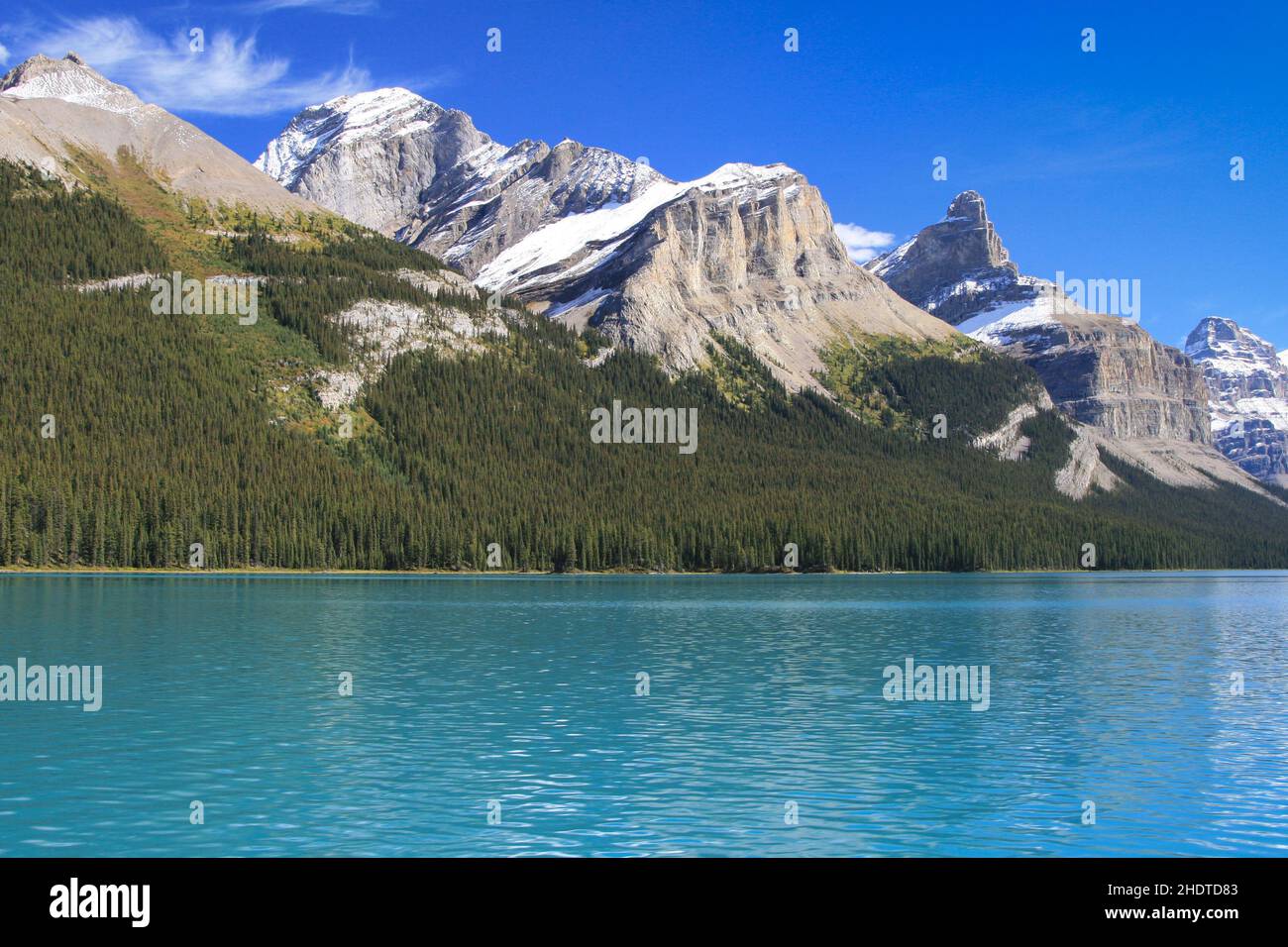 Horizontal landscape rocky lake hi-res stock photography and images - Alamy