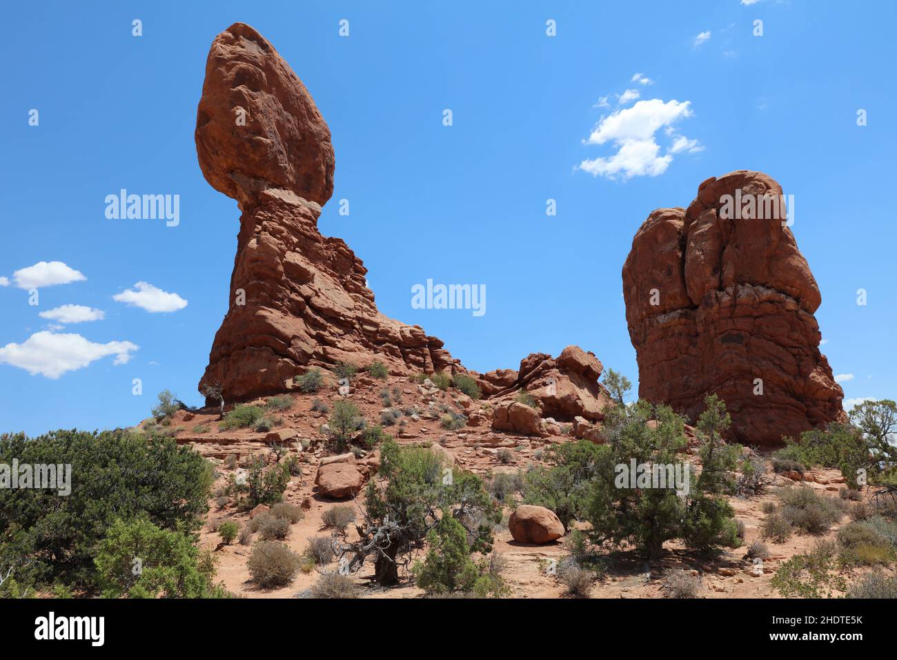 balanced rock, balanced rocks Stock Photo - Alamy