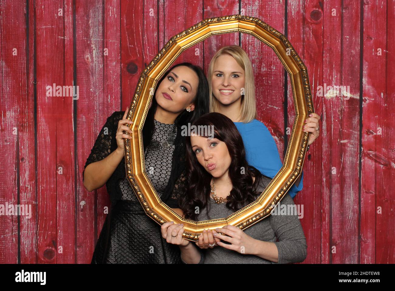 friends, souvenir photo, photo shoot, friend, souvenir photos, photo