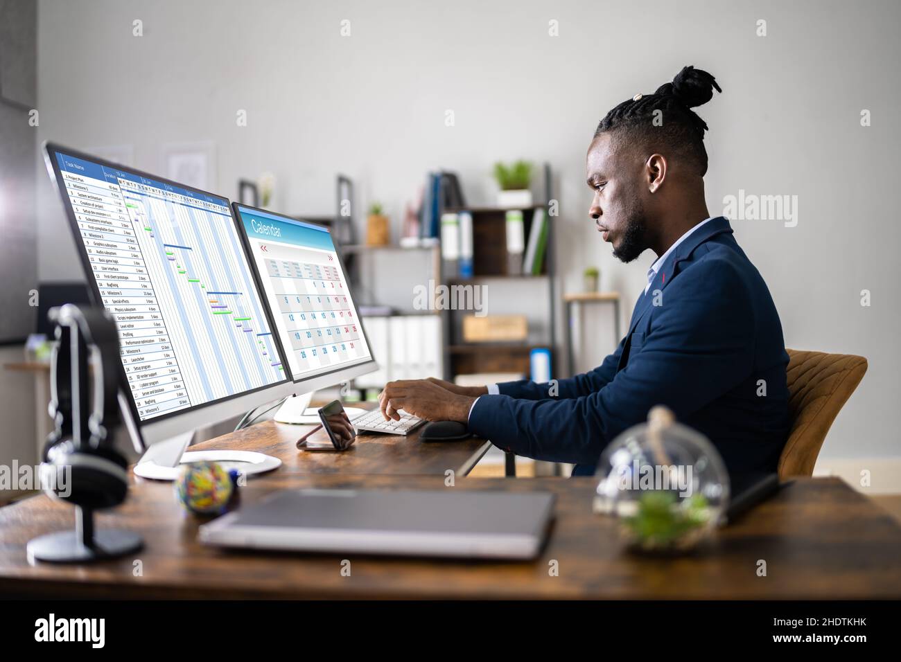 Tech Schedule List On Computer Screen. Gantt Calendar Stock Photo Alamy