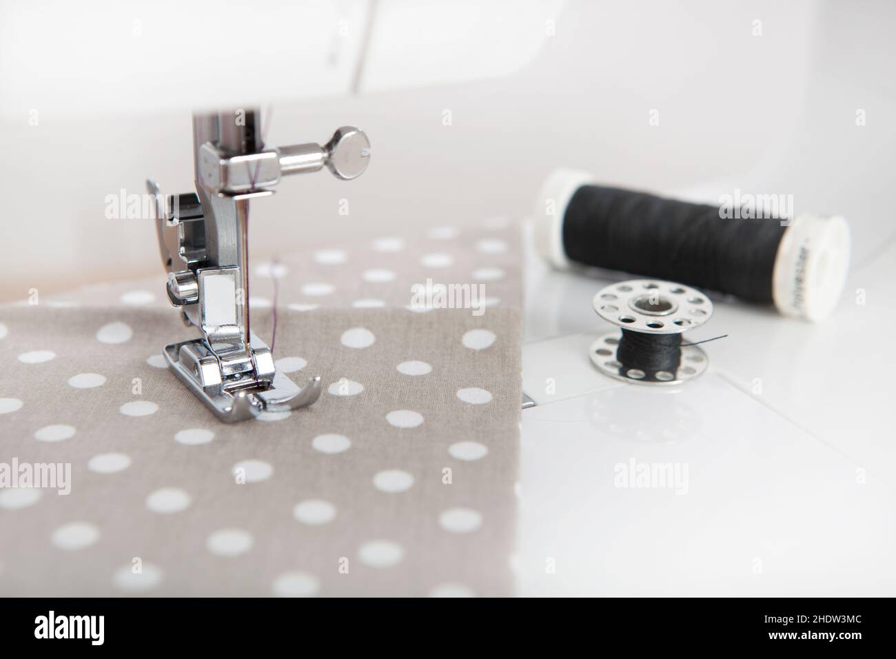 sewing, sewing machine, sewing machines Stock Photo Alamy