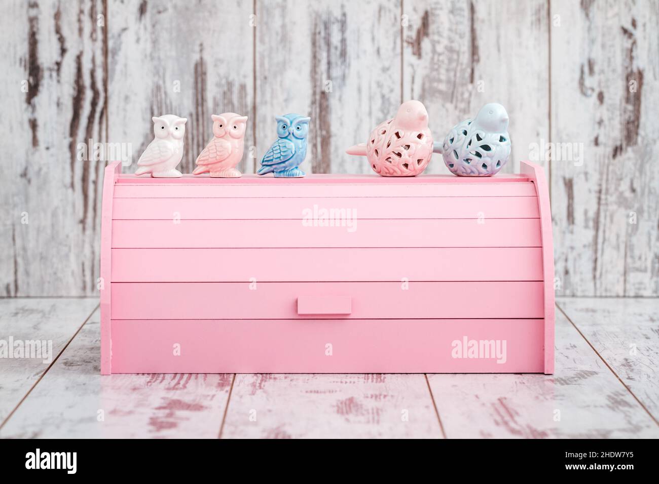 bric a brac, bread bin, bric-a-bracs Stock Photo