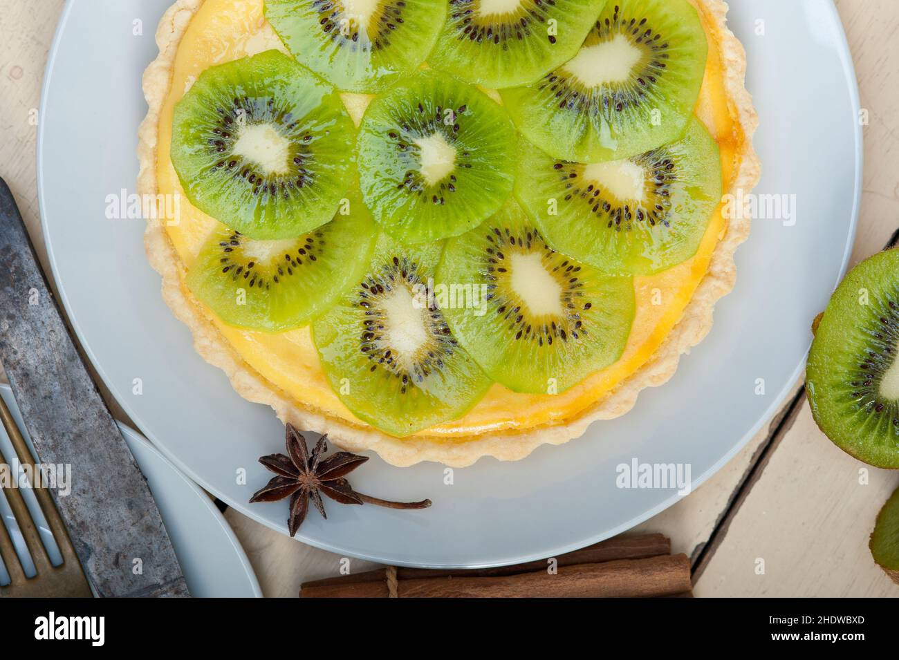 cake, fruit pie, Kiwi torte, cakes, pies Stock Photo - Alamy