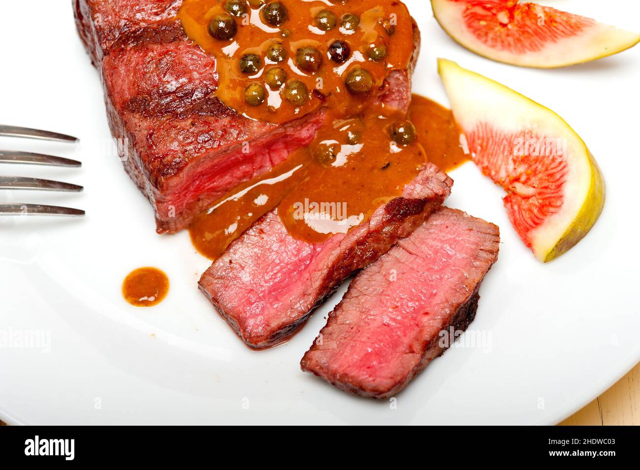 beef fillet, pepper sauce, beef fillets, filet, steak, pepper sauces