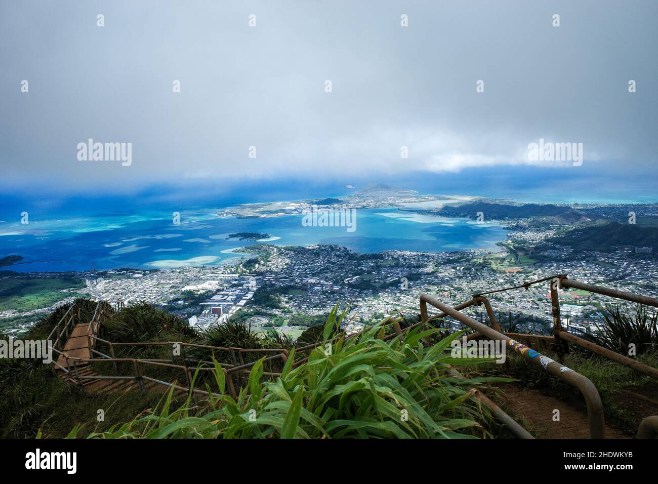 Stairway heaven hawaii hi-res stock photography and images - Alamy