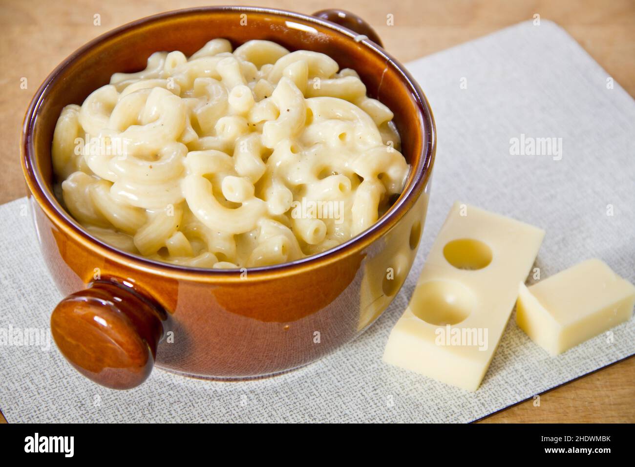cheese noodles, macaroni and cheese Stock Photo Alamy