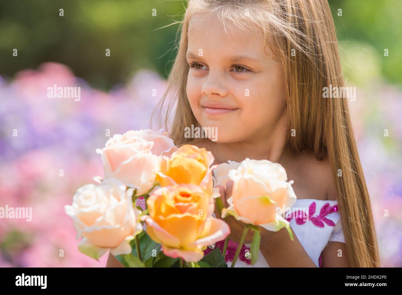girl, rose bouquet, flower queen, girls, rose bouquets, flower queens